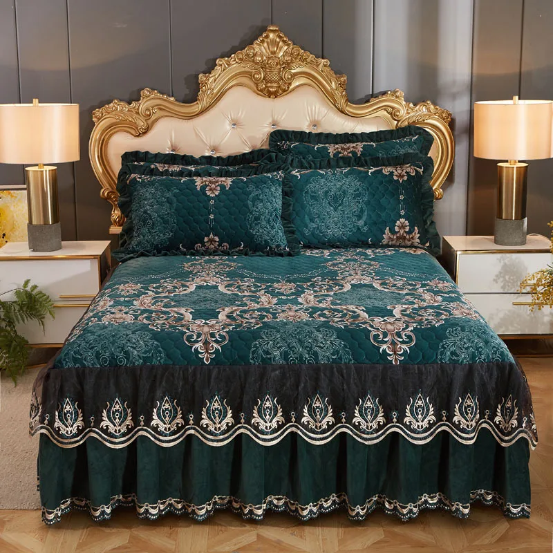 High Grade Luxury Soft Bed Skirt Winter Plush Thick Quilted Bed Cover