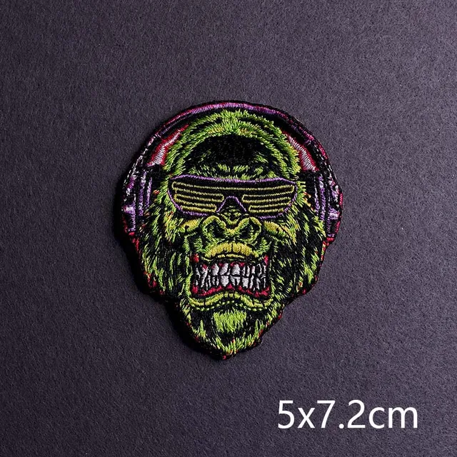 Hip-hop Rock/Music Patch Iron On Patches For Clothing Thermoadhesive Patches On Clothes Embroidery Patch Punk Joker Stickers PE5812CT