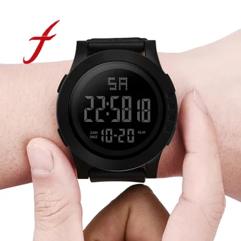 Montre numérique étanche