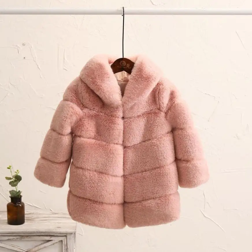 Пальто с искусственным мехом для детей от 2 до 8 лет утепленная детская одежда для девочек детское зимнее теплое пальто с капюшоном - Color: pink