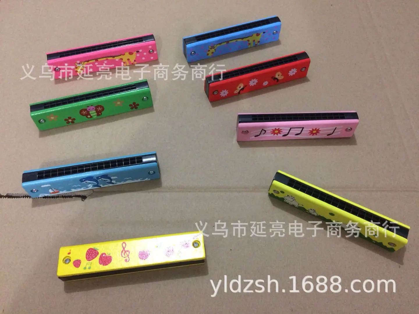 Yiwu детские игрушки из дерева гармоника мультфильм двухрядные 16 отверстие пианино