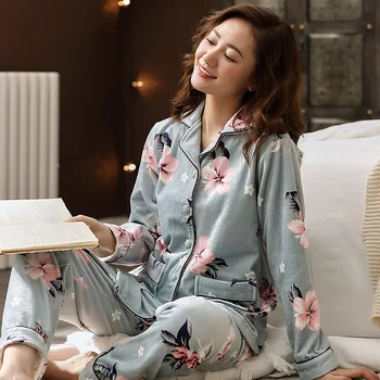 

Winter Warm Flannel Elegant Women Sleepwear Pajamas Lady Flower Print Pajama Set Cardigan Coral Fleece Pijamas Mujer Home Suits