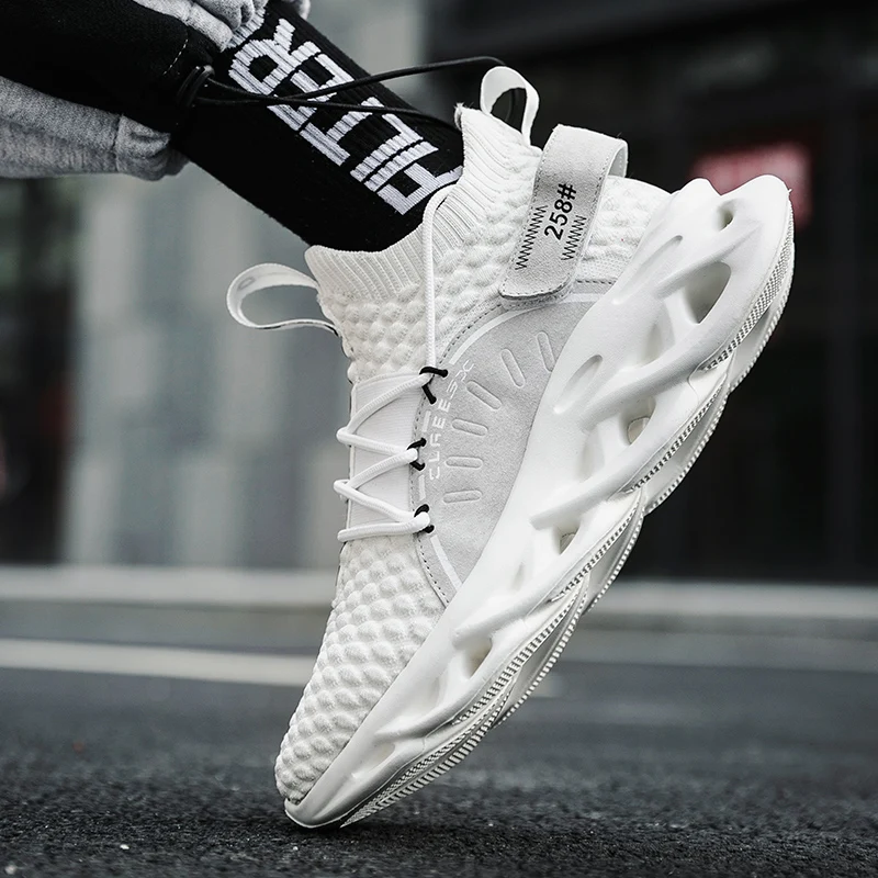 

Running Shoes for Man 2020 Summer Brand Sport Shoes Men Jogging Footwear Outdoors Lightweight Breathable Man casual running shoe