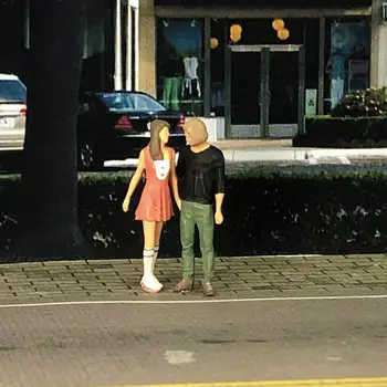 

Racemedal Couples Macro Photography Doll Models For Couples On Sweet Dating Roadside Scene The J6S6