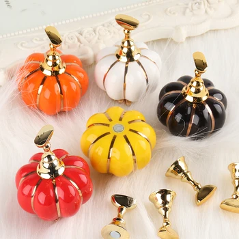 

Pumpkin Design Nail Art Stand Magnetic Nail Holder Practice Fake Polish Display Organizer Alloy Stands For Manicure Tools JI1796