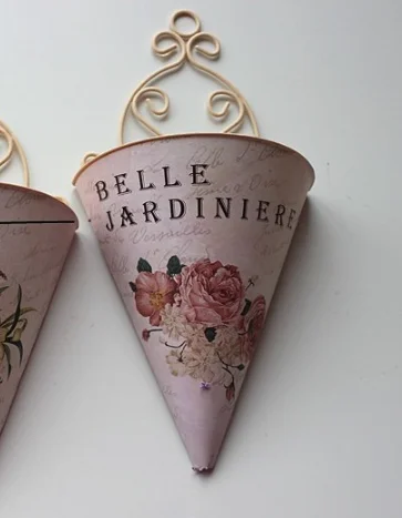 H84271c332783413b8b413b77806c166dX.jpg?width=363&height=467&hash=830