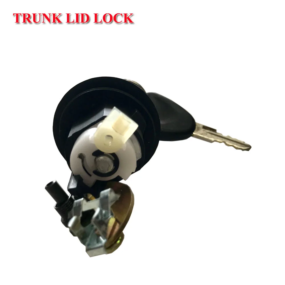 

Trunk lid lock key for Renault Sandero 2007 6001550798