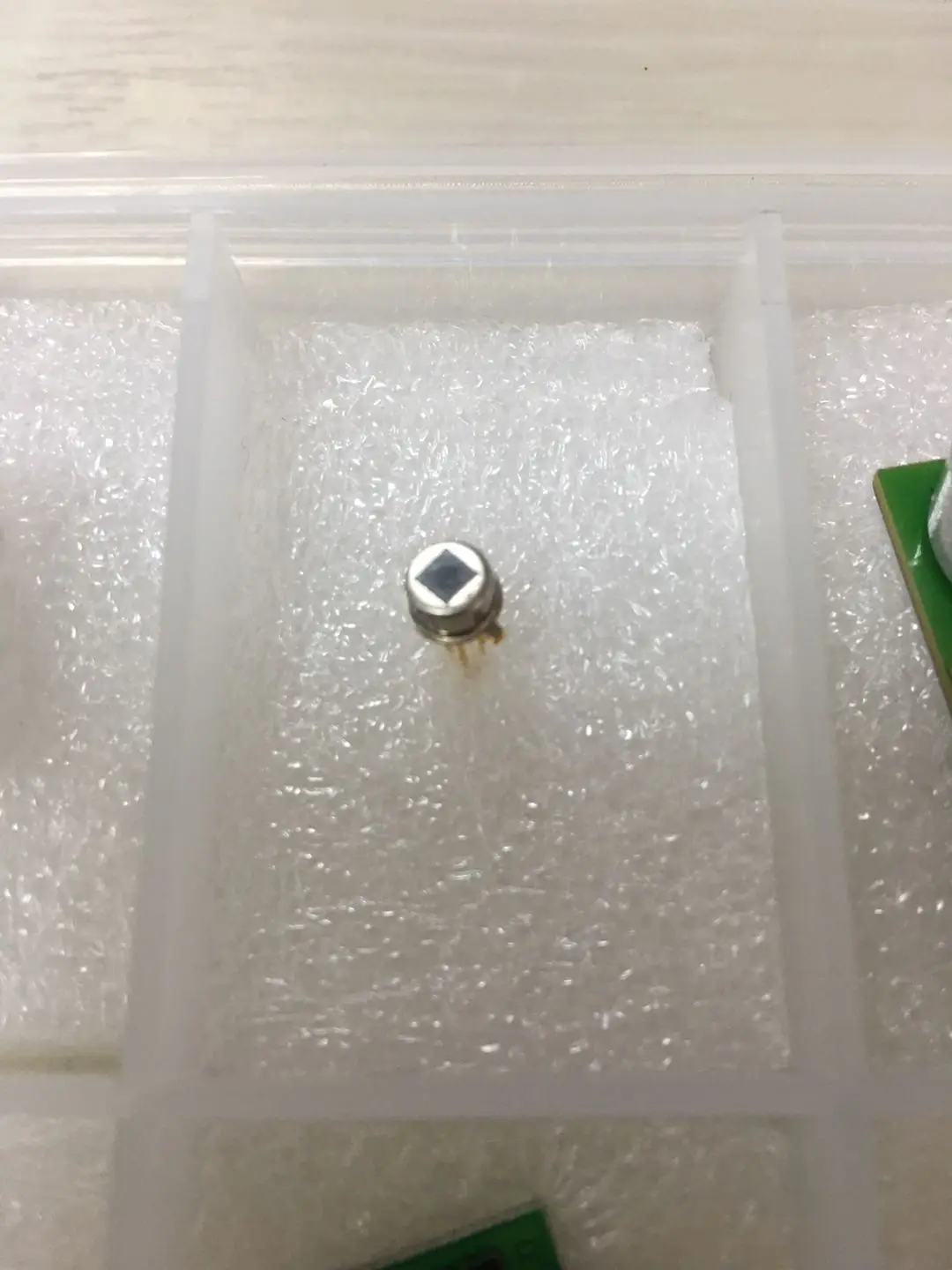 Sensor de Temperatura Infravermelho para Monitorar a Superfície do Corpo Humano Torres e estojos p/computador - Imagem 2