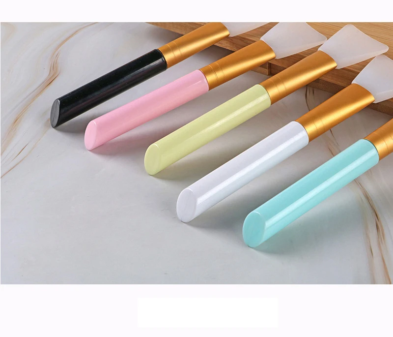 12612598335_1156850231