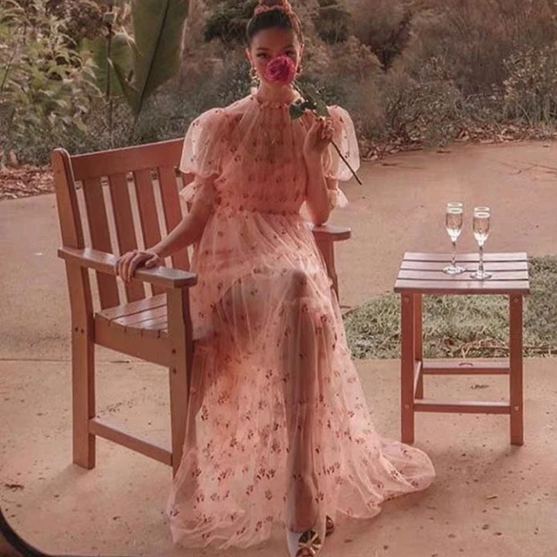 

woman tulle dress runway 2020 summer mesh long dresses