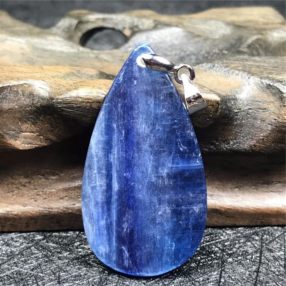 Kyanite Pendant (18)