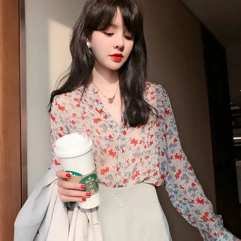 2021 Early Spring New Female French Sweet Design Niche Top Chiffon Floral Shirt | Женская одежда