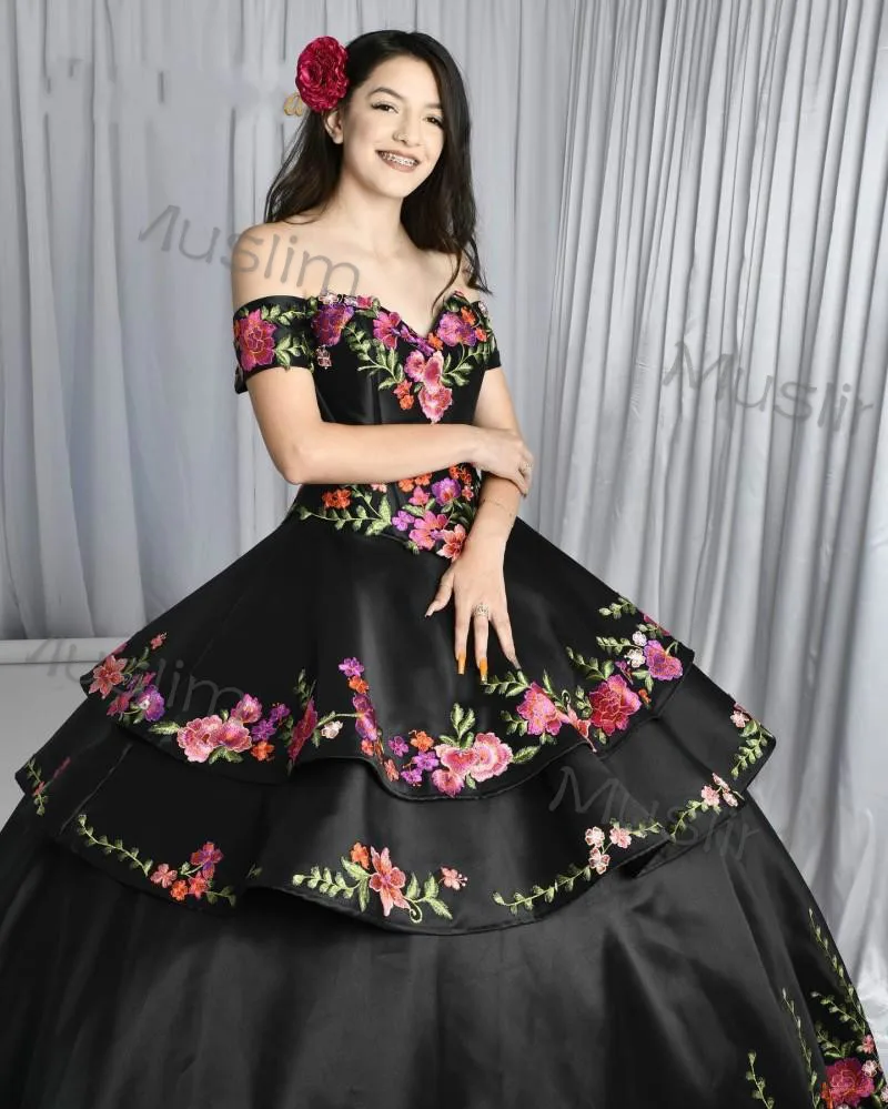 2021 Black Quinceanera Dresses Charro 
