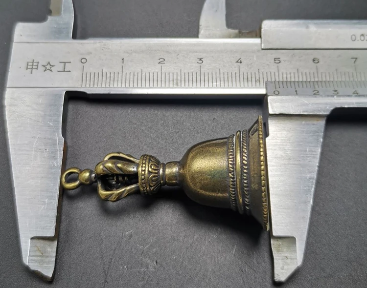 Brass Handicraft die-casting Drop Magic Bell Key Car Button Wind Bell Tibetan Bronze Bell Creative Gift home Decoration Pendant Brass Handicraft die-casting Drop Magic Bell Key Car Button Wind Bell Tibetan Bronze Bell Creative Gift home Decoration Pendant