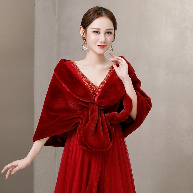 Elegant White Formal Party Evening Jackets Wraps Faux Fur Wedding Capes 2019 New Winter Women Bolero Wrap Winter Shawls In Stock