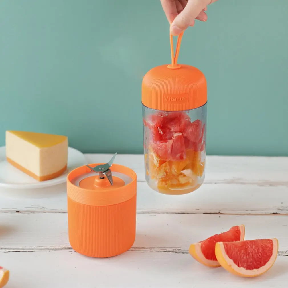 

Portable Size 400ML USB Rechargeable Juicer Bottle Household Travel Handheld Fruit Juicer Machine Blender Bottle