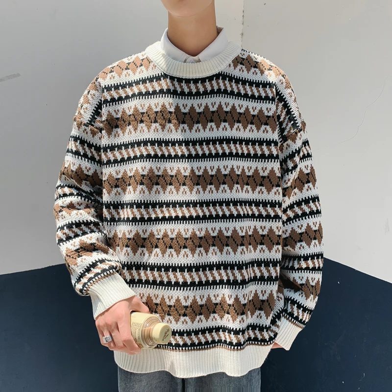 UYUK2109 Autumn And Winter New Pattern Stitching Round Neck Temperament Creative Fashion Loose Men's Thick Sweater Clothes
