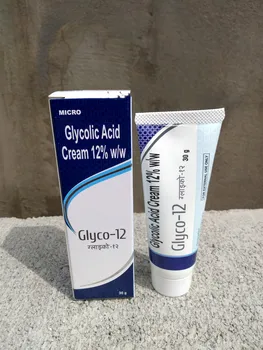 

Fruit sour cream 12% glycolic acid clear pores to blackhead chicken skin 30g