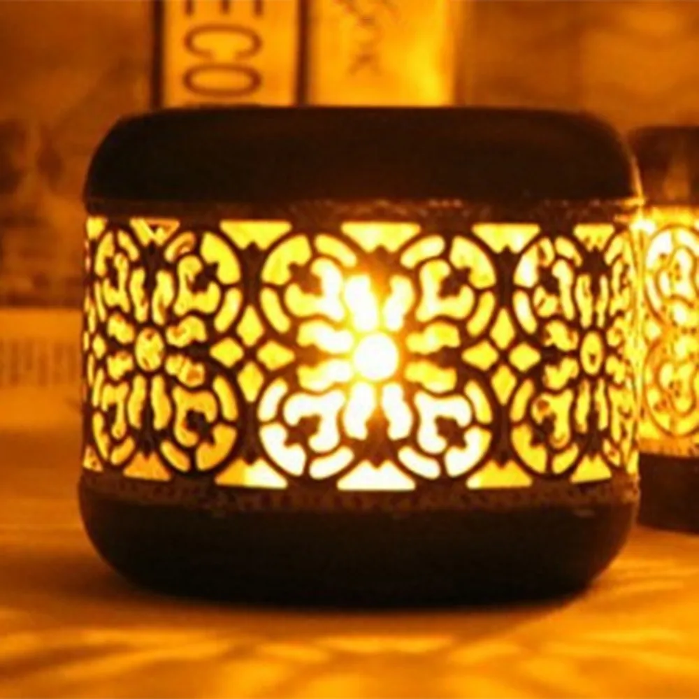 Nordic Vintage Iron Carved Hollow Candlestick Desktop Candle Holder Ornaments Romantic Candlelight Wedding Party Decorations