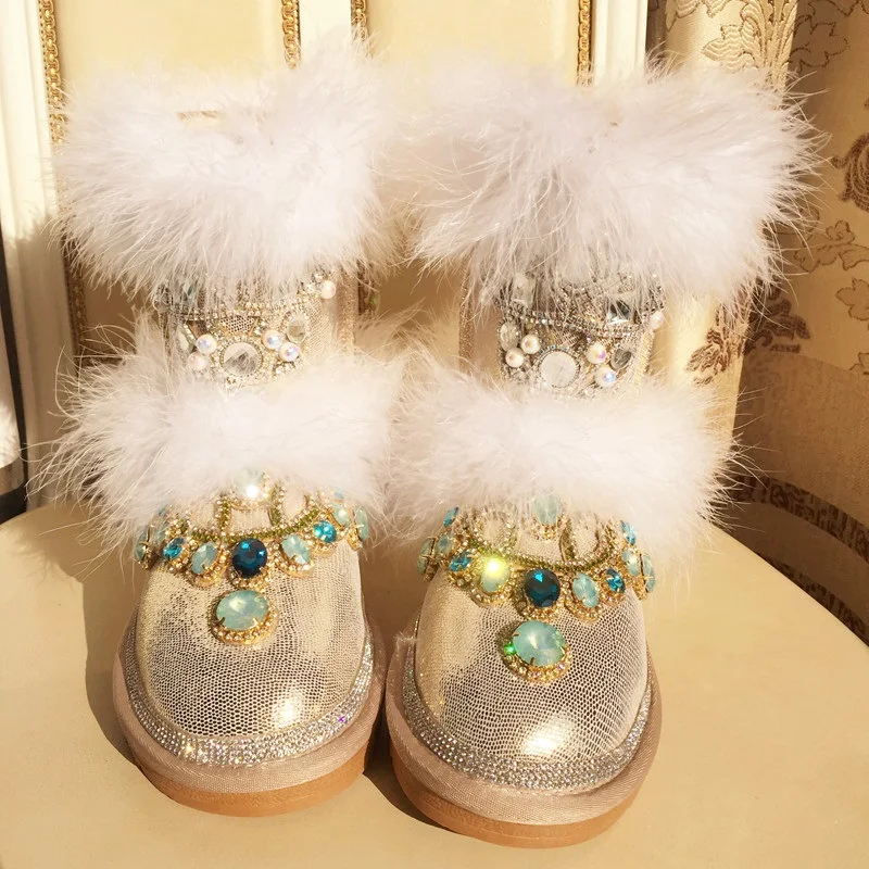 

Handmade Crystal Women Fur Crystal Boots Flat Heels Warm Plush Winter Boots Big Sizes 2019 Bling Rhinestone Winter Shoes Woman