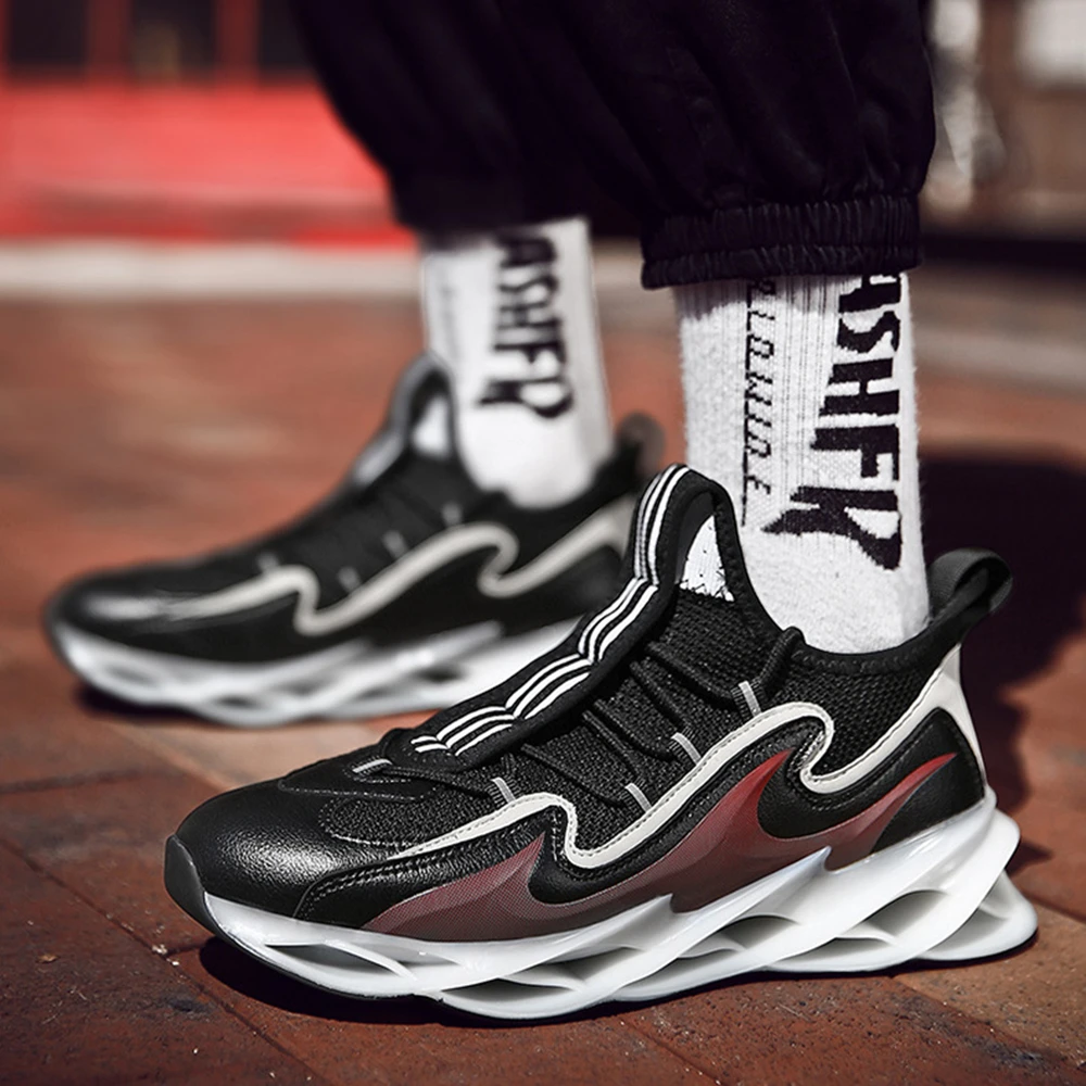 

2020 blade flying woven men's tide shoes sports shoes men's blade full palm ultralight blade air cushion shoes breathable