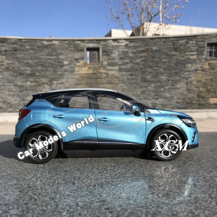 Литая модель автомобиля для CAPTUR Captur 1:18+ маленький подарок