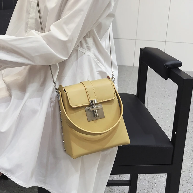 [BXX] Женская сумка через плечо на одно плечо, универсальная, с клапаном,, летняя, шикарная, с замком, с цепочкой, посылка, женская сумка для вечеринки, HF132
