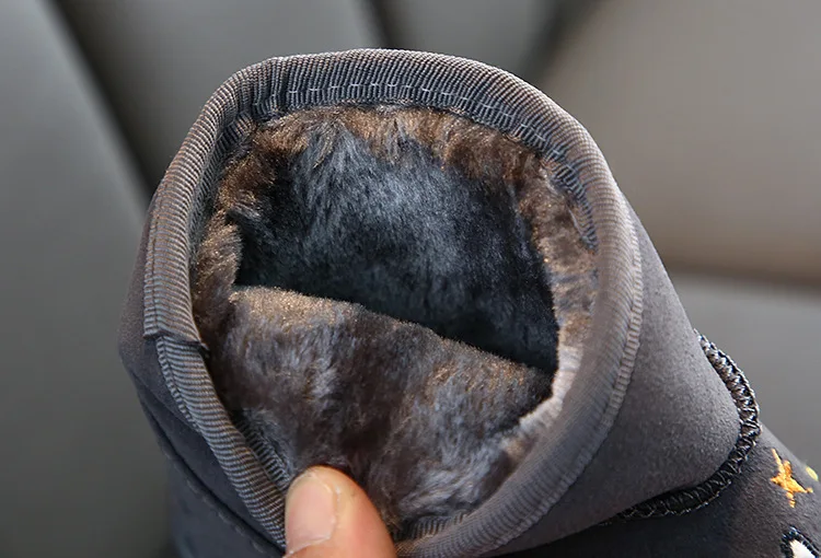 12213473207_28991975