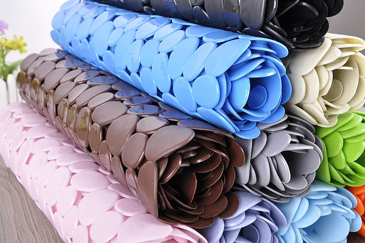 2061896708_1552058370