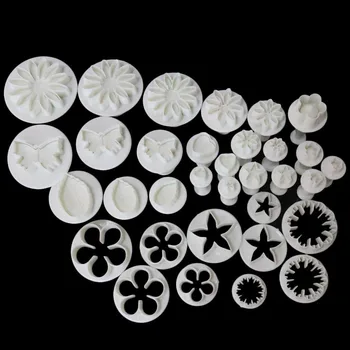 

New Set of 33 Cookie Cutters with Pistons and Stamps-Designs Varies -Perfect for Decoration of Cakes, Sweet Pasta, Fondants and