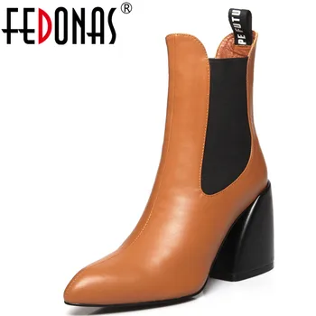 

FEDONAS New Quality Genuine Leather Ladies Classic Chelsea Boots Winter Women Pointed Toe Ankle Boots Prom Party Shoes Woman