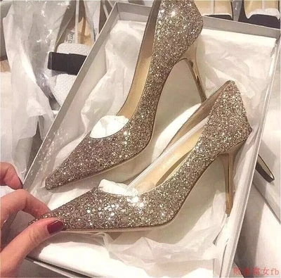 

New fashion 2019 crystal sequined heels with a silver gradient and pointy bride heels