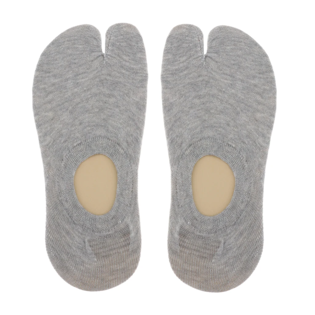 Tabi Toe Socks 2 Fingers Cotton Plain Short Length Ankle Socks Men's Women's Sports