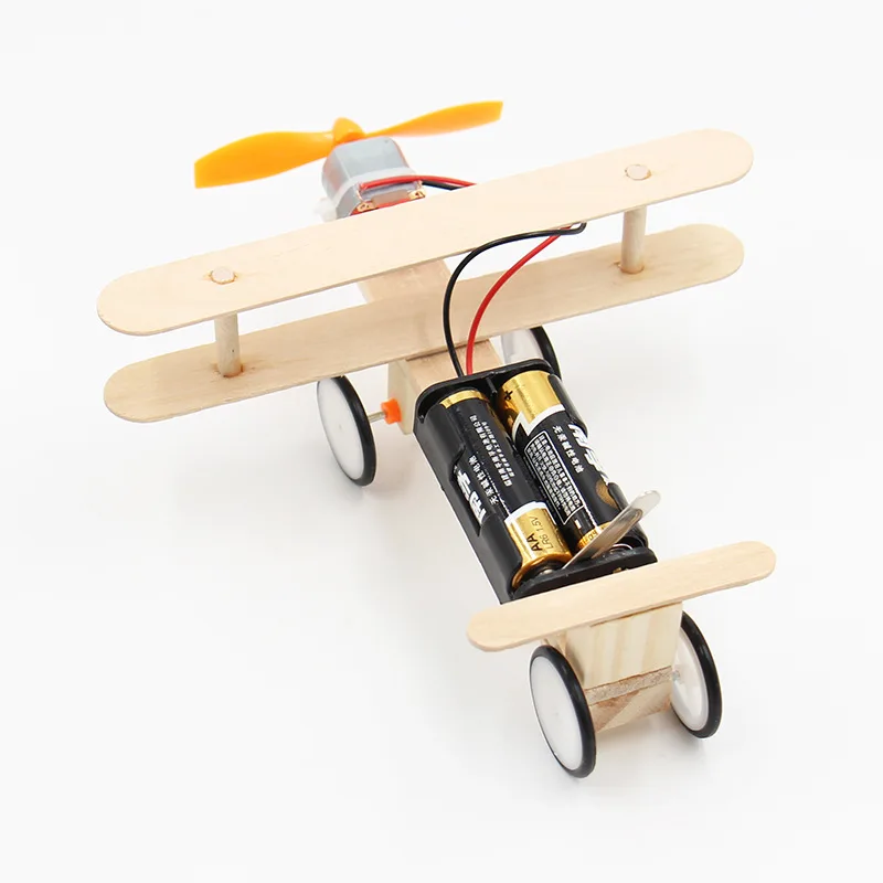 2020 New Electric Taxiing Aircraft Toy Set DIY Educational Robot Wooden Aircraft Parent-child Interactive Game Boy Gift