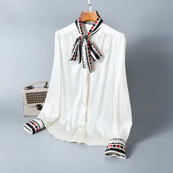 

Spring 2020 for European and American women's wear Peach heart printed scarf collar Long sleeve silk fashion shirt