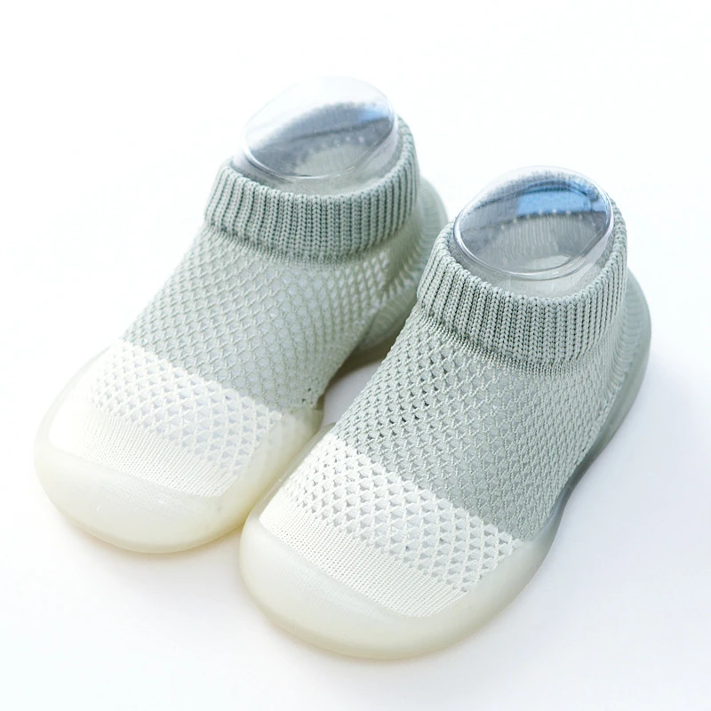حذاء بناتي للاطفال حذاء للاولاد حذاء رياضي للاطفال الصغار نعل مطاطي ناعم وحديثي الولاده جديد اطفال ترند