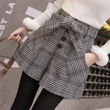 New Autumn Winter Wool Shorts Women Korean High Waist Plaid Wide Leg Shorts Femme Casual Loose Boots Shorts