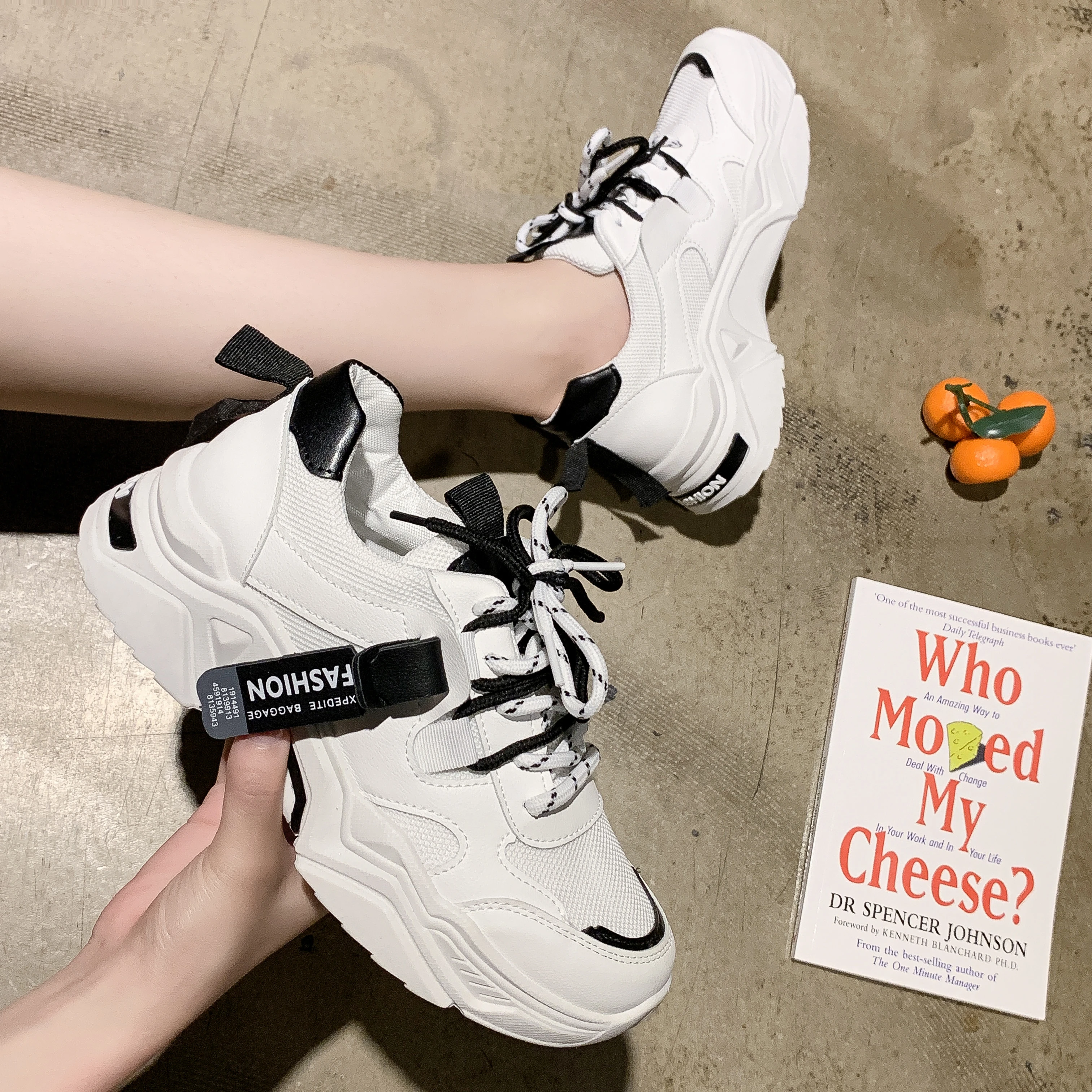 サイズ35 40 新夏通気性靴女性フラットヒールの女性のカジュアルスニーカーレディースオレンジ黄黒レース靴 Women S Vulcanize Shoes Aliexpress