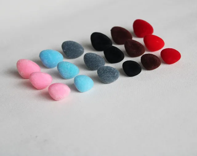 50pcs 12mm 15mm 18mm 20mm 22mm 24mm 26mm  pink/red/black/brown gray blue  flocking  Triangular safety toy nose with soft washer 4