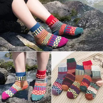 

5 Pairs Women Socks Thicken Stitching Thermal Cotton Printing Ethnic Style Sock Colorful Striped Female for Winter