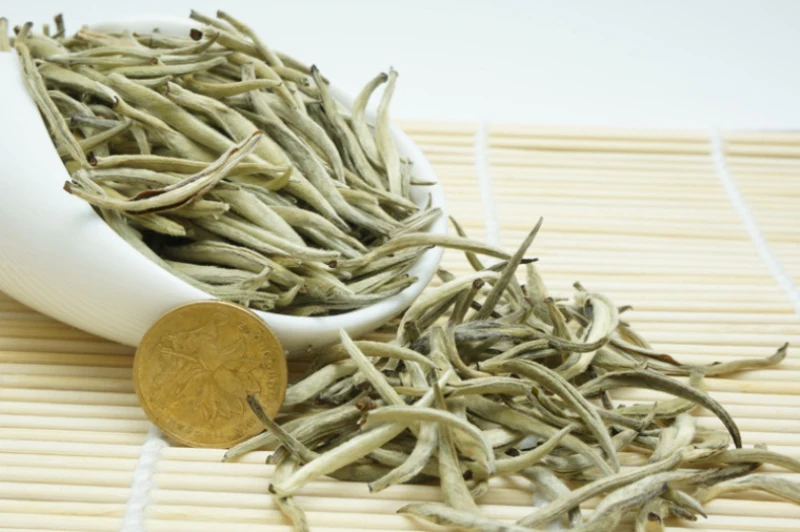 Baihao Yingzhen белый чай класса Baihaoyinzhen Серебро иглы чай для веса свободные китайские натуральные органические продукты питания