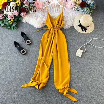 

Women Sexy V Neck Spaghetti Strap Jumpsuit 2020 Summer Fashion New Ladies High Waist Bandage Slim Vertical Sense Slit Playsuits