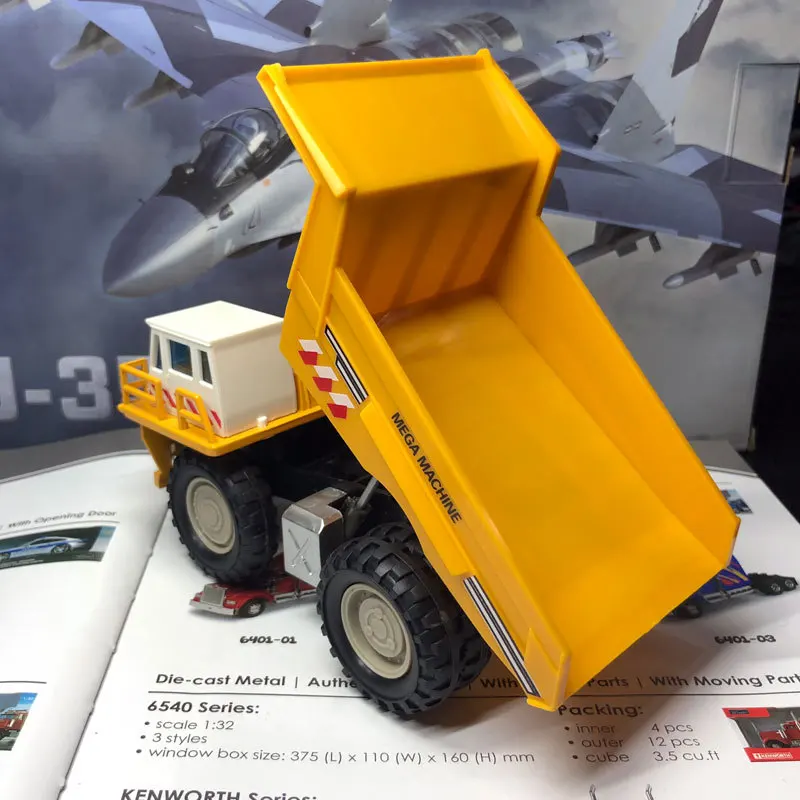 

Junki Car Model 1: 60 Heavy Mining Engineering Vehicle Dump Truck Alloy Model Car Model CHILDREN'S Toy Boxed