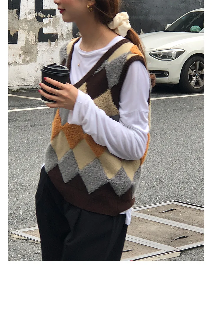 Korean Loose Women's Sleeveless Jacket V-Neck Geometric Patchwork Vintage Sweater Vest Female Winter Warm Waistcoat Veste Femme