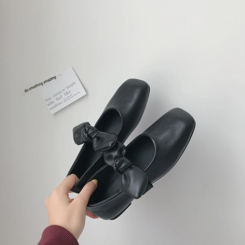 Туфли женские кожаные на плоской подошве мокасины ручной работы без каблука