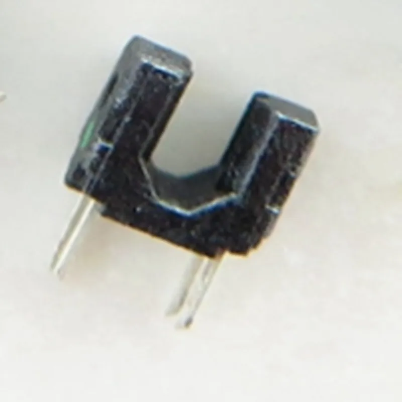 

100PCS/LOT GP1S196HCZ0F Optical Sensor Through-Beam 0.043" (1.1mm) Phototransistor PCB Mount