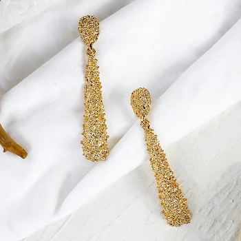 

AENSOA Exaggeration Gold Color Long Metal Dangle Earrings For Women Fashion Geometric Water Drop Statement Earrings Punk Jewelry