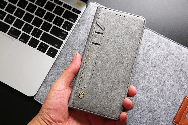 9557552913_1151417499