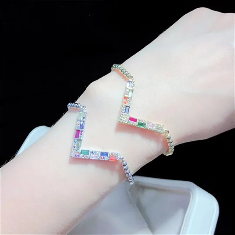 10 шт./лот высокое качество латунный браслет Pave CZ символ V Регулируемый браслет модные украшения