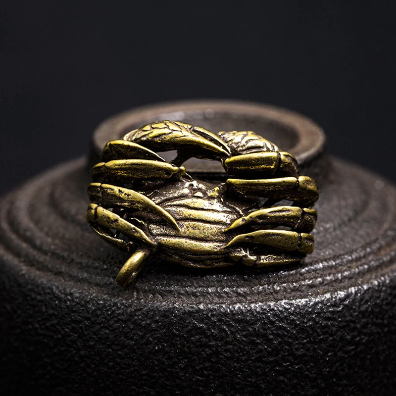 brass mini crab pendants (18)